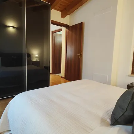 Giardino Giusti House & Court